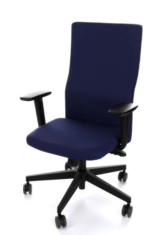 team plus black granat.jpg