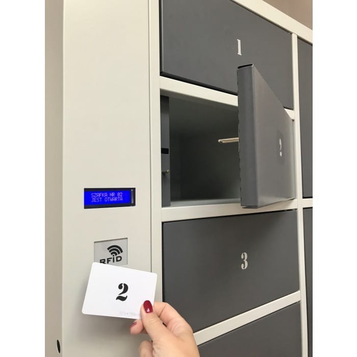 karta_zbli_eniowa_unique_125_khz_do_szafy_rfid_1.jpg
